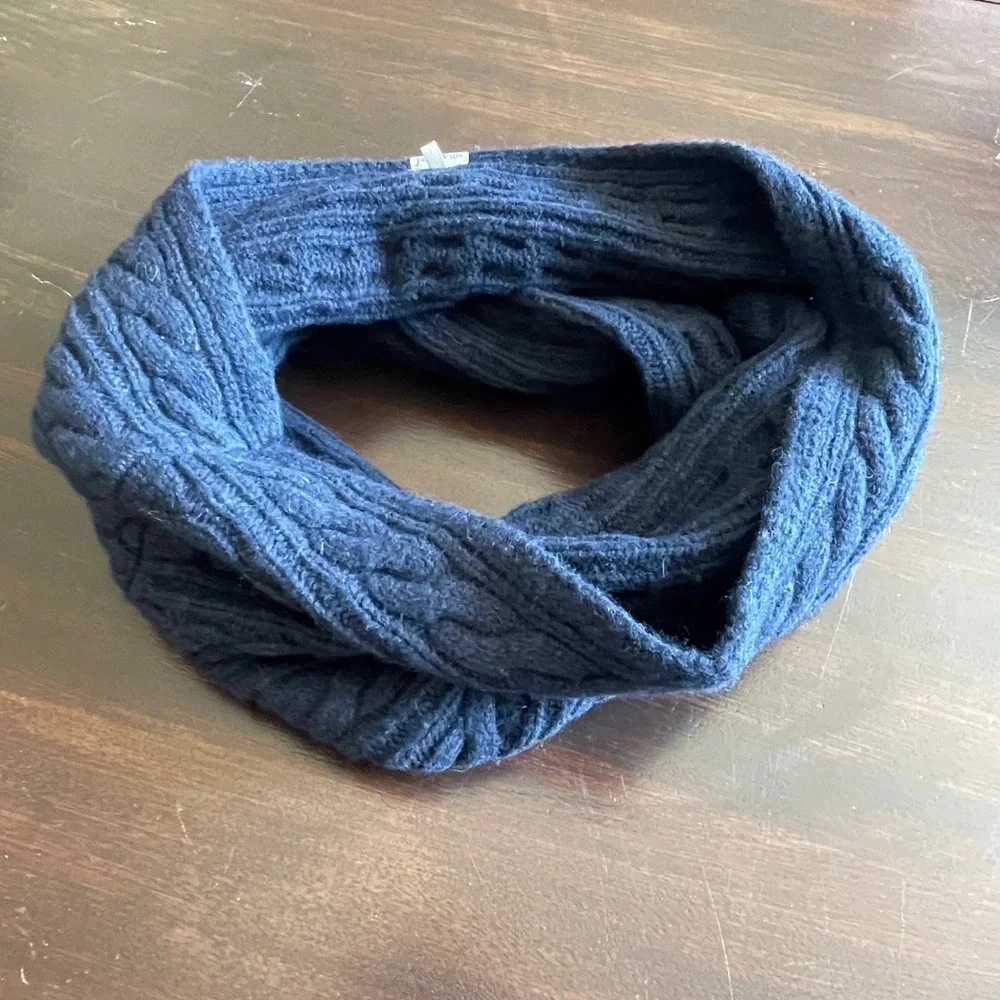 Jack Wills Navy Blue Cable Knit Snood Infinity Scarf Neck Warmer One Size